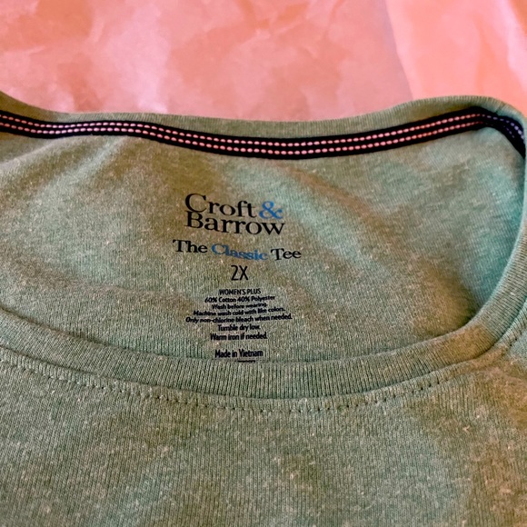 Croft and Barrow classic t shirt - Picture 2 of 3